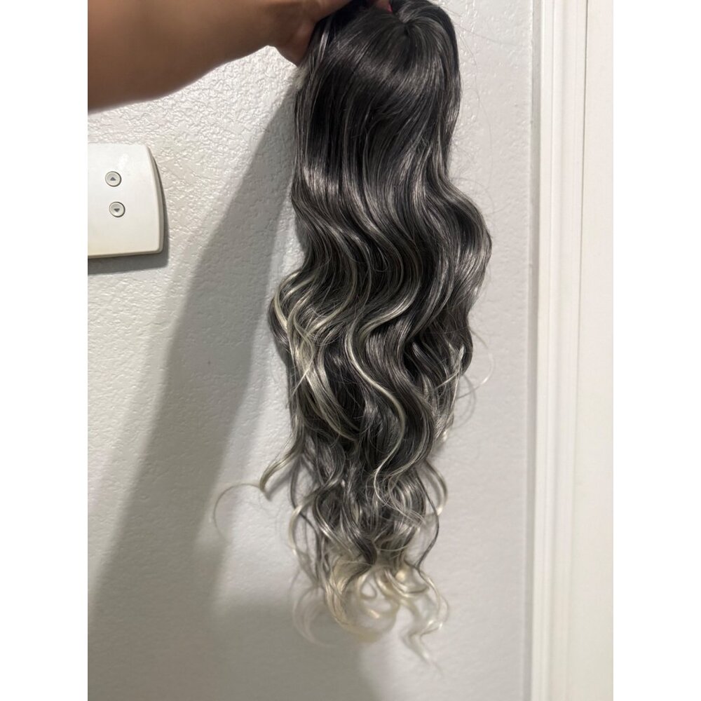 NEW 28 inch Long wavy ombre  glueless wig